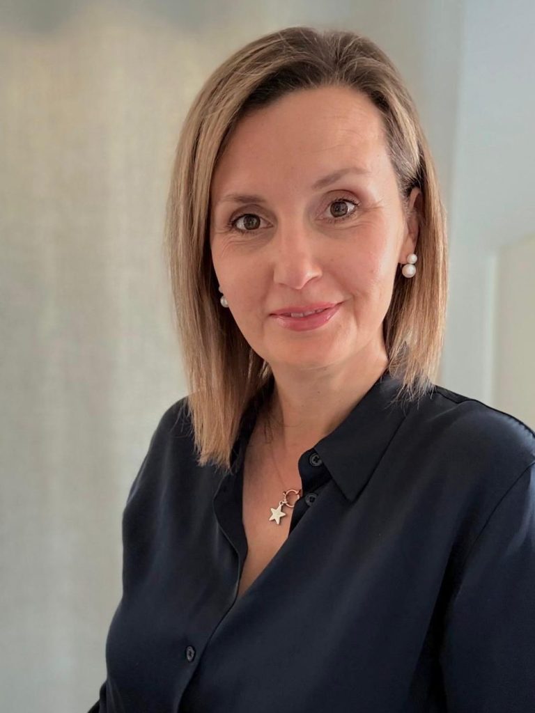 DRH Externalisée StructuRH profil